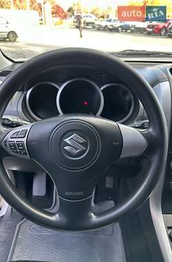 Внедорожник / Кроссовер Suzuki Grand Vitara 2005 в 