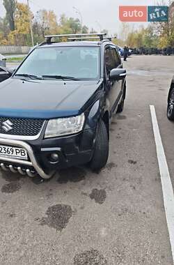 Позашляховик / Кросовер Suzuki Grand Vitara 2010 в Києві