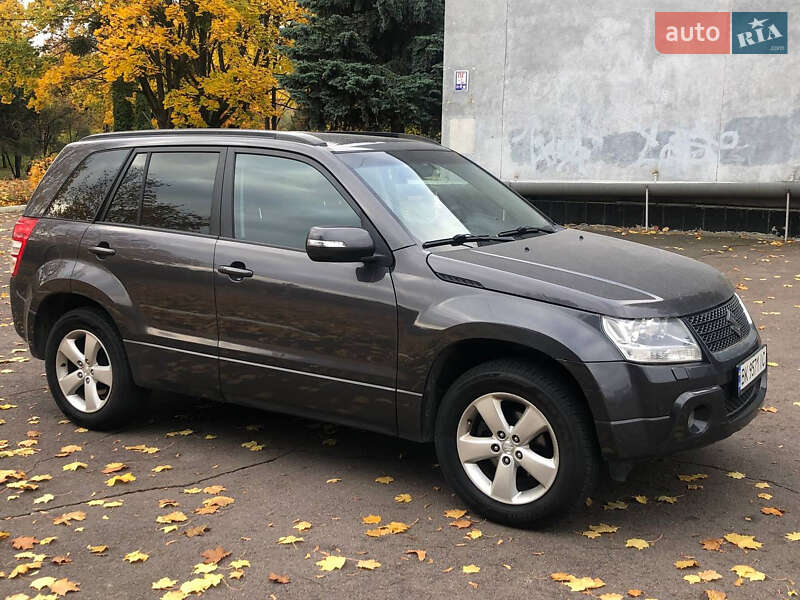 Позашляховик / Кросовер Suzuki Grand Vitara 2011 в Рівному