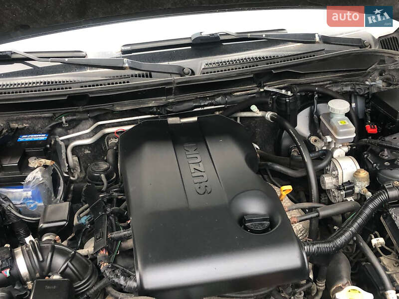 Позашляховик / Кросовер Suzuki Grand Vitara 2011 в Рівному