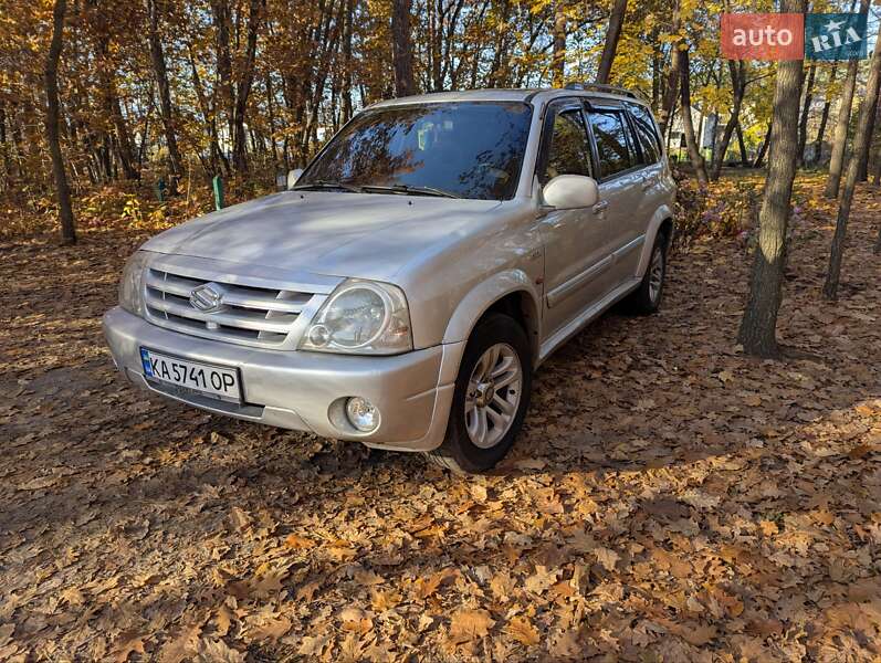 Внедорожник / Кроссовер Suzuki Grand Vitara 2004 в Буче