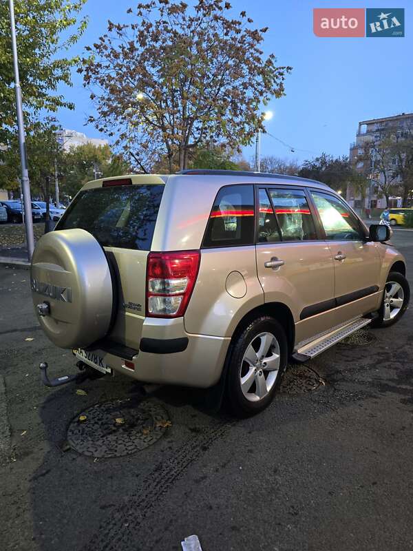 Позашляховик / Кросовер Suzuki Grand Vitara 2010 в Києві фото 2 Позашляховик / Кросовер Suzuki Grand Vitara 2010 в Києві