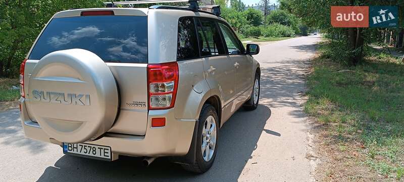 Внедорожник / Кроссовер Suzuki Grand Vitara 2007 в Белгороде-Днестровском