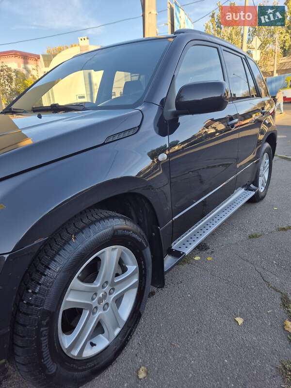 Внедорожник / Кроссовер Suzuki Grand Vitara 2006 в Раздельной