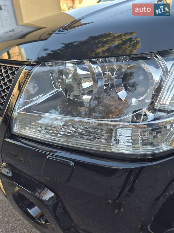 Внедорожник / Кроссовер Suzuki Grand Vitara 2006 в Раздельной