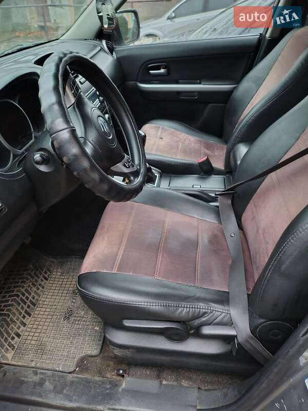 Внедорожник / Кроссовер Suzuki Grand Vitara 2008 в Тульчине фото 5 Внедорожник / Кроссовер Suzuki Grand Vitara 2008 в Тульчине