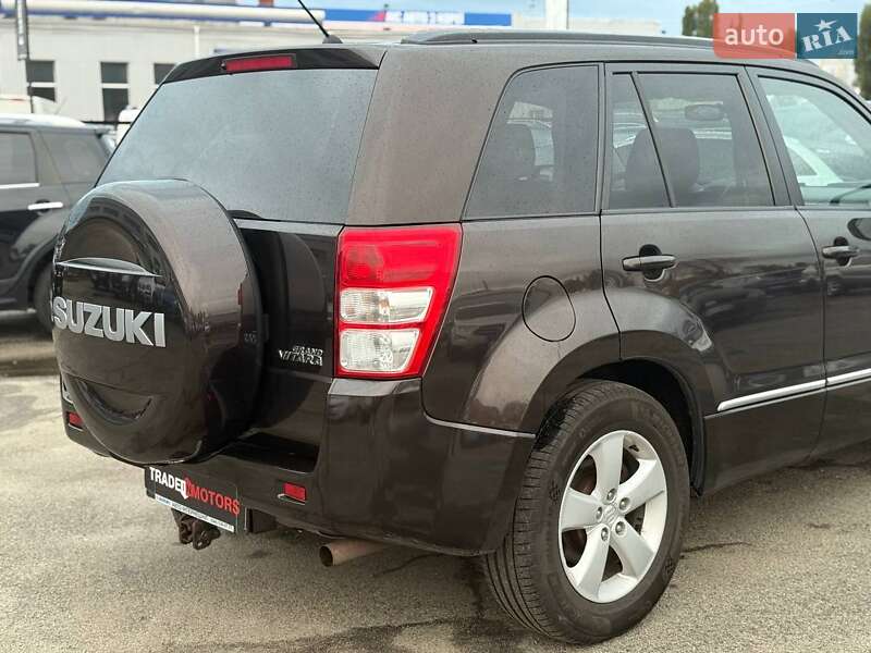 Внедорожник / Кроссовер Suzuki Grand Vitara 2016 в Киеве