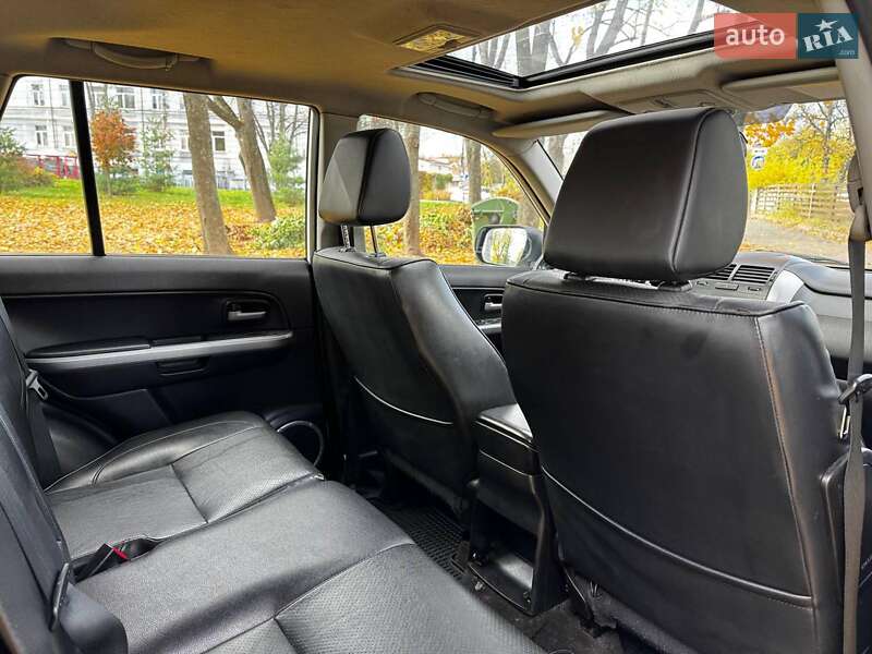 Внедорожник / Кроссовер Suzuki Grand Vitara 2010 в Киеве фото 25 Внедорожник / Кроссовер Suzuki Grand Vitara 2010 в Киеве
