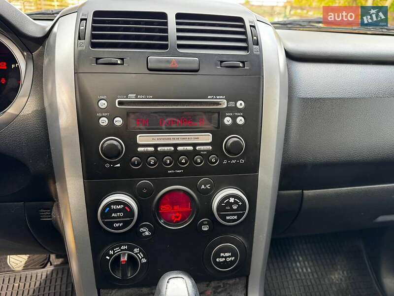 Внедорожник / Кроссовер Suzuki Grand Vitara 2010 в Киеве фото 16 Внедорожник / Кроссовер Suzuki Grand Vitara 2010 в Киеве