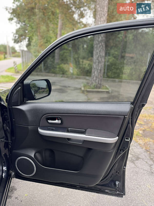 Внедорожник / Кроссовер Suzuki Grand Vitara 2011 в Виннице фото 31 Внедорожник / Кроссовер Suzuki Grand Vitara 2011 в Виннице