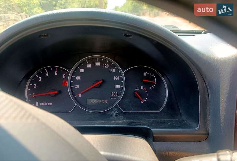 Позашляховик / Кросовер Suzuki Grand Vitara 2005 в Ізмаїлі фото 7 Позашляховик / Кросовер Suzuki Grand Vitara 2005 в Ізмаїлі