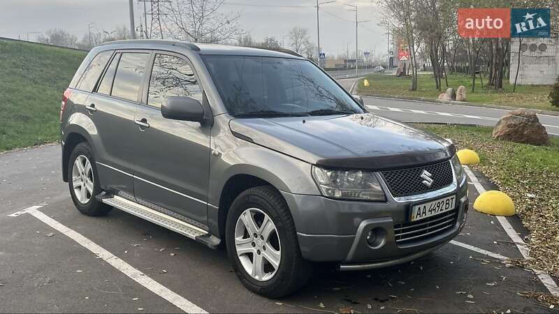 Внедорожник / Кроссовер Suzuki Grand Vitara 2006 в Киеве