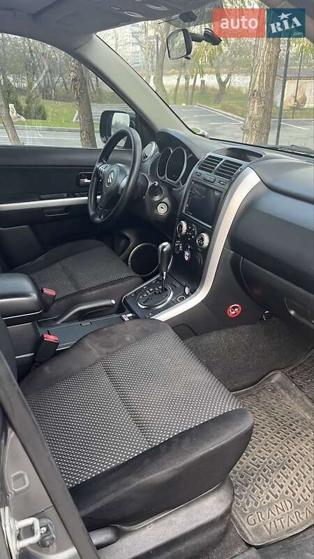 Внедорожник / Кроссовер Suzuki Grand Vitara 2006 в Киеве