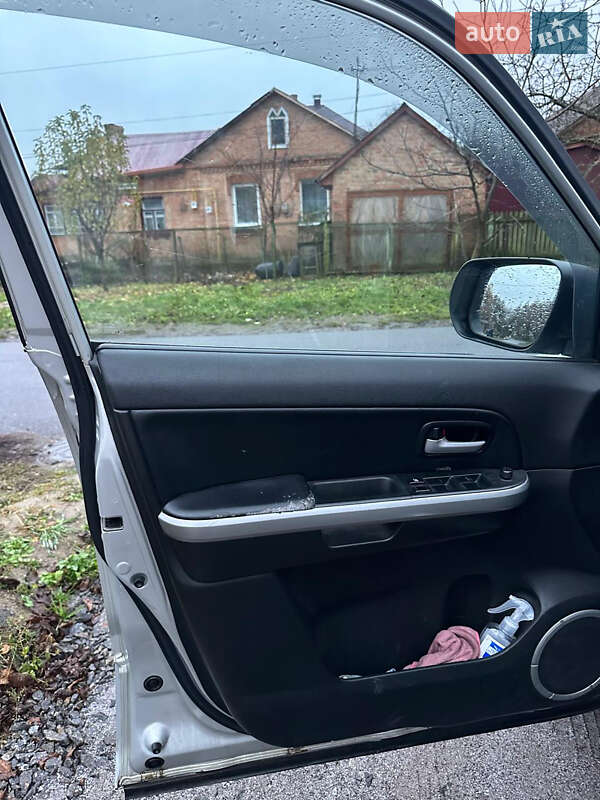 Внедорожник / Кроссовер Suzuki Grand Vitara 2010 в Виннице