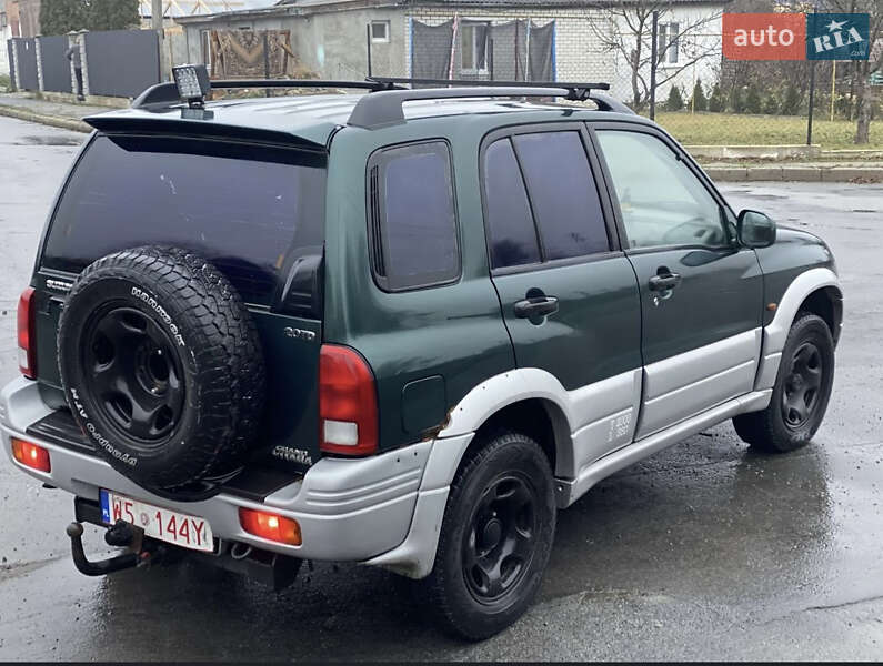 Внедорожник / Кроссовер Suzuki Grand Vitara 2004 в Киеве
