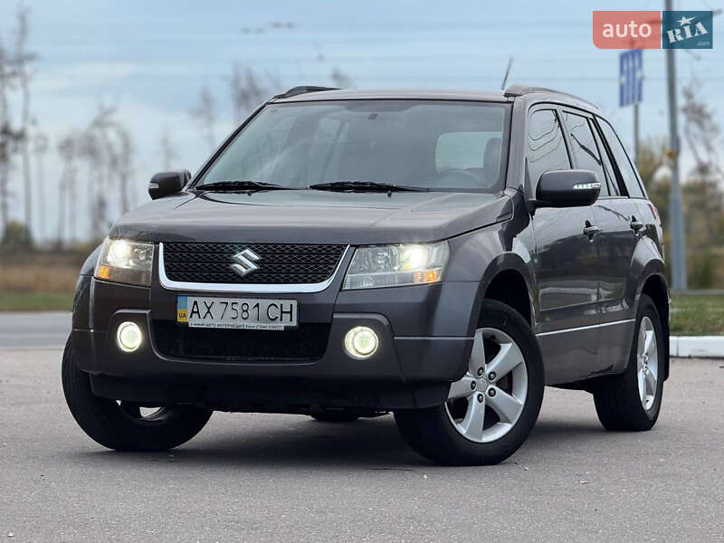 Внедорожник / Кроссовер Suzuki Grand Vitara 2010 в Харькове