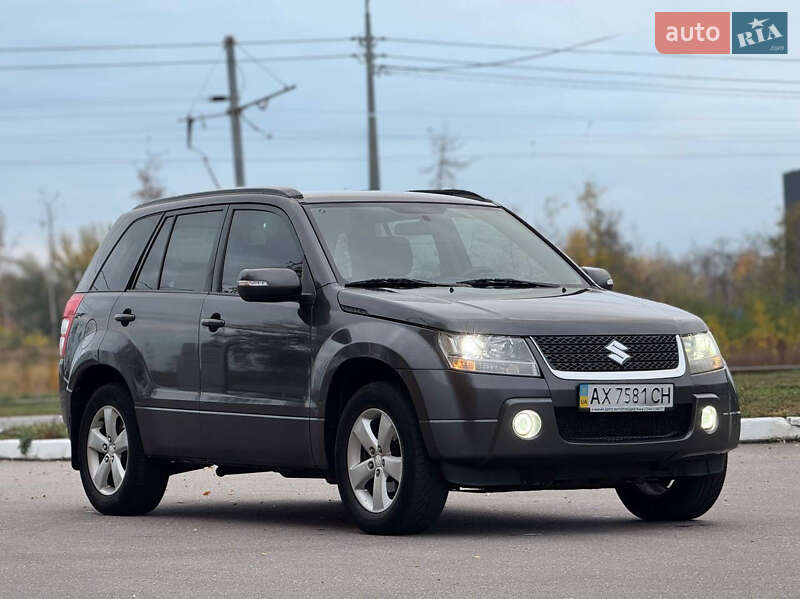 Внедорожник / Кроссовер Suzuki Grand Vitara 2010 в Харькове