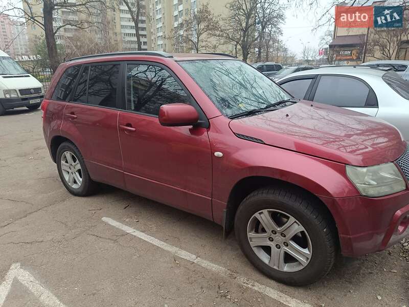 Внедорожник / Кроссовер Suzuki Grand Vitara 2007 в Киеве