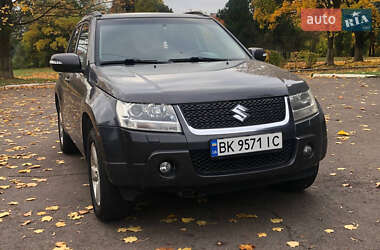 Внедорожник / Кроссовер Suzuki Grand Vitara 2011 в Ровно