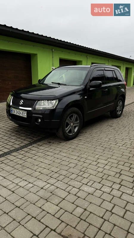 Позашляховик / Кросовер Suzuki Grand Vitara 2006 в Кам'янець-Подільському фото Позашляховик / Кросовер Suzuki Grand Vitara 2006 в Кам'янець-Подільському