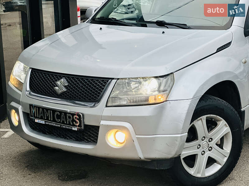 Внедорожник / Кроссовер Suzuki Grand Vitara 2006 в Харькове