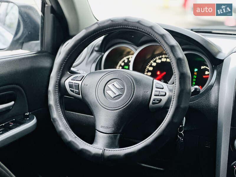 Внедорожник / Кроссовер Suzuki Grand Vitara 2006 в Харькове