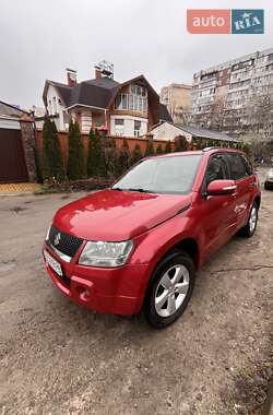 Позашляховик / Кросовер Suzuki Grand Vitara 2010 в Києві