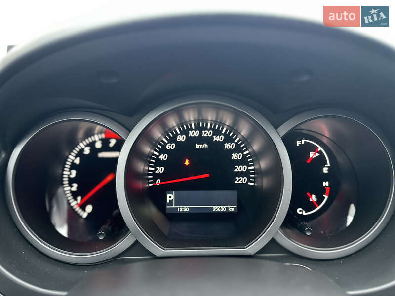 Позашляховик / Кросовер Suzuki Grand Vitara 2016 в Києві фото 17 Позашляховик / Кросовер Suzuki Grand Vitara 2016 в Києві