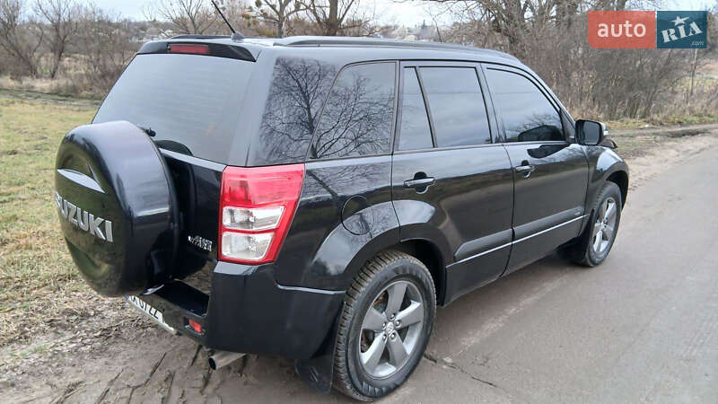 Внедорожник / Кроссовер Suzuki Grand Vitara 2011 в Харькове