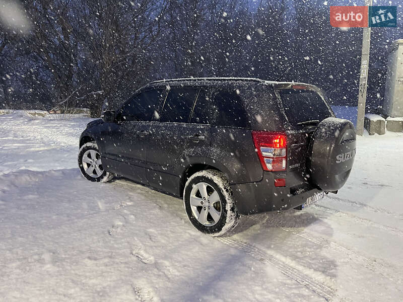 Внедорожник / Кроссовер Suzuki Grand Vitara 2008 в Ирпене