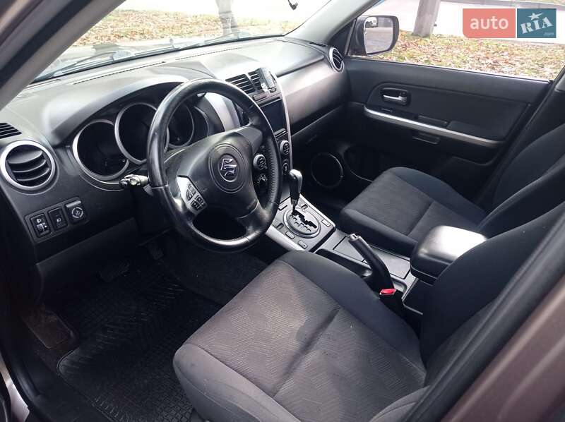 Внедорожник / Кроссовер Suzuki Grand Vitara 2016 в Запорожье фото 5 Внедорожник / Кроссовер Suzuki Grand Vitara 2016 в Запорожье