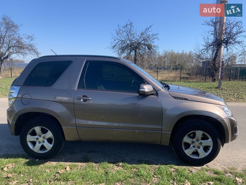 Внедорожник / Кроссовер Suzuki Grand Vitara 2014 в Киеве