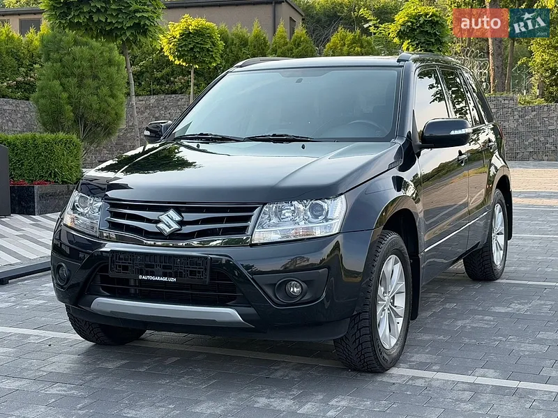 Suzuki Grand Vitara 2018 VIN JSAJTDA4V00360901 фото оголошення 3 з 95