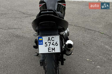 Мотоцикл Без обтікачів (Naked bike) Suzuki GS 500 2005 в 