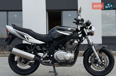 Мотоцикл Без обтікачів (Naked bike) Suzuki GS 500 2006 в Рівному