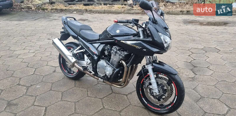 Suzuki GSF 1200S Bandit