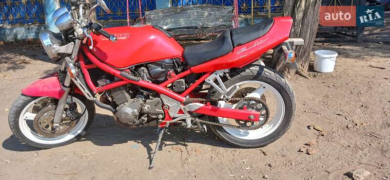 Мотоцикл Классик Suzuki GSF 400 Bandit 1992 в Березовке