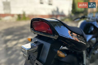 Мотоцикл Без обтекателей (Naked bike) Suzuki GSF 400 Bandit 1991 в 