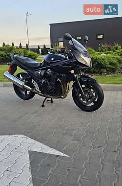 Мотоцикл Спорт-туризм Suzuki GSF 650 Bandit 2011 в 