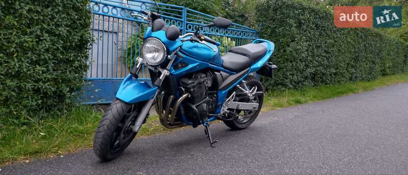 Мотоцикл Без обтекателей (Naked bike) Suzuki GSF 650 Bandit 2005 в 