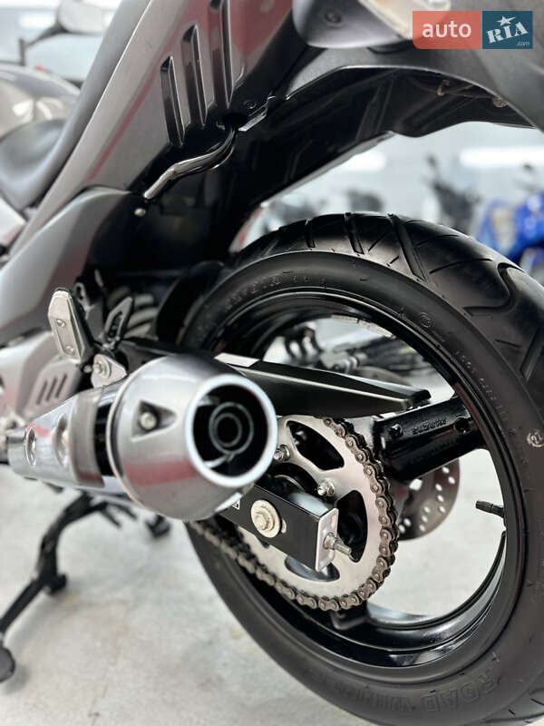 Спортбайк Suzuki GSR 250 2013 в Одессе
