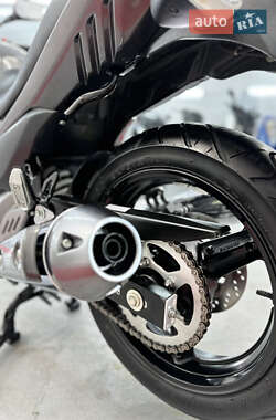 Спортбайк Suzuki GSR 250 2013 в 