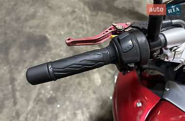 Мотоцикл Без обтекателей (Naked bike) Suzuki GSR 250 2012 в 