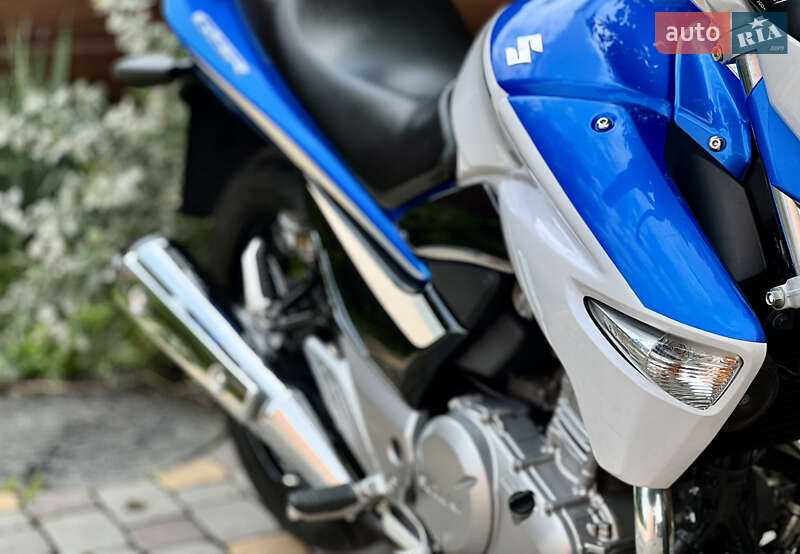 Мотоцикл Классик Suzuki GSR 250 2016 в Виннице