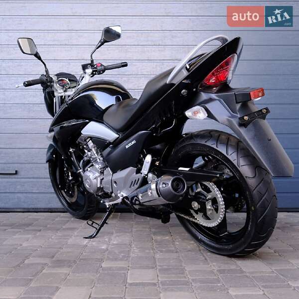 Мотоцикл Без обтекателей (Naked bike) Suzuki GSR 250 2015 в Белой Церкви
