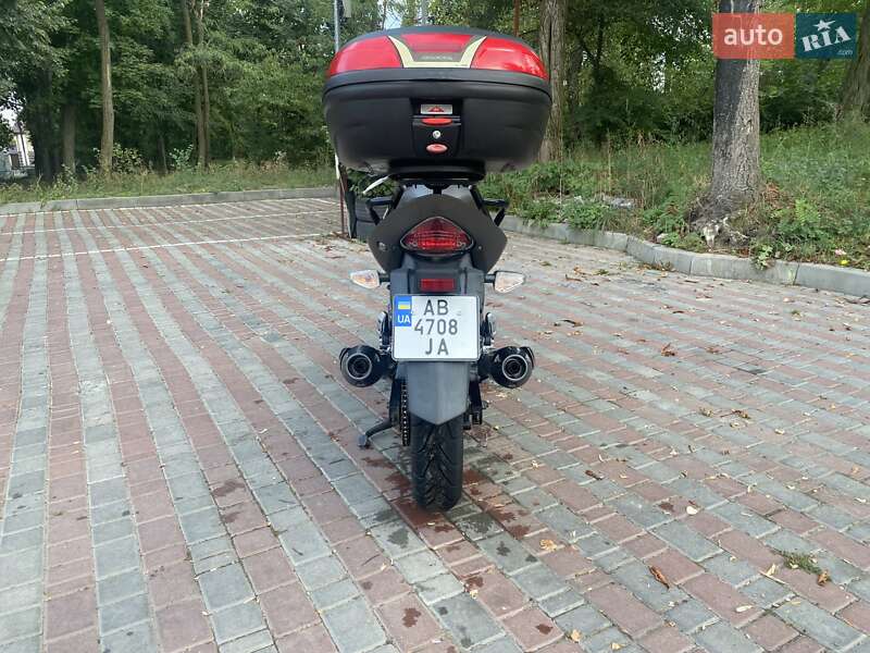 Мотоцикл Классик Suzuki GSR 250 2017 в Ладыжине