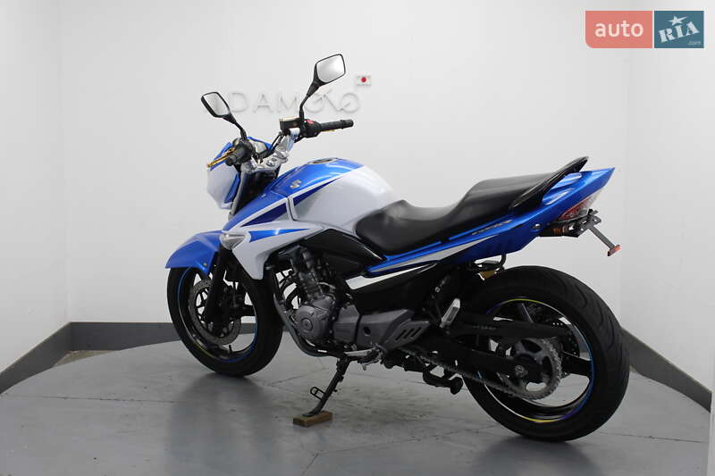 Мотоцикл Без обтекателей (Naked bike) Suzuki GSR 250 2015 в Гнивани