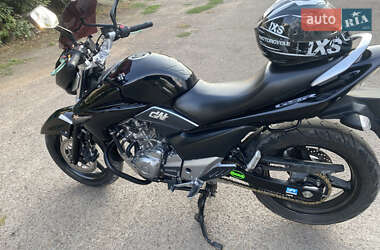 Мотоцикл Классик Suzuki GSR 250 2016 в Ямполе