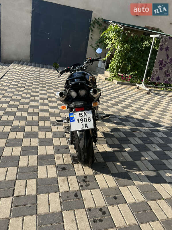 Мотоцикл Без обтекателей (Naked bike) Suzuki GSR 400 2010 в Ананьеве фото 3 Мотоцикл Без обтекателей (Naked bike) Suzuki GSR 400 2010 в Ананьеве