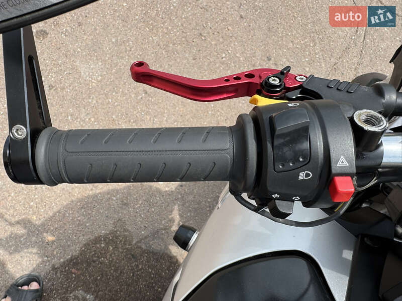 Мотоцикл Без обтікачів (Naked bike) Suzuki GSR 400 2006 в Сновську